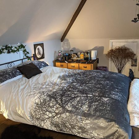 Yawl, Harcombe House Bed & Breakfast Uplyme ภายนอก รูปภาพ
