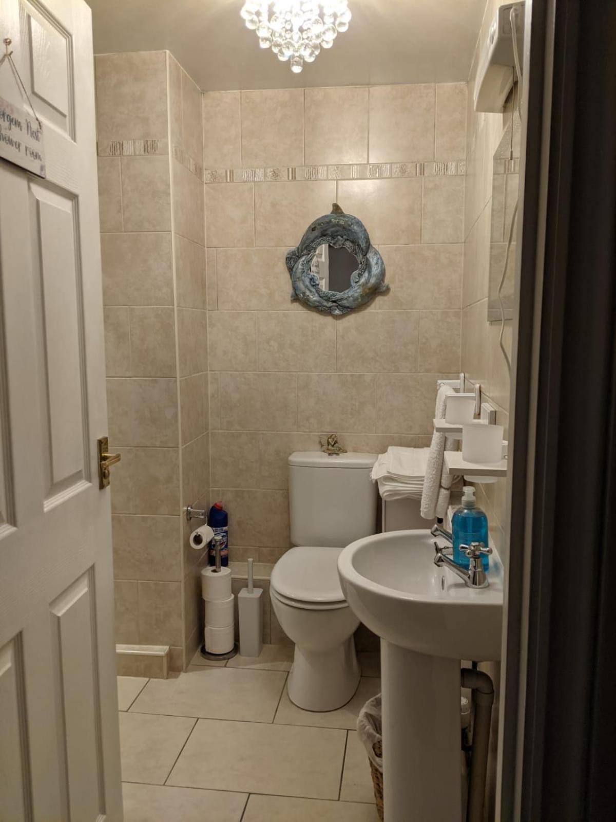 Yawl, Harcombe House Bed & Breakfast Uplyme ภายนอก รูปภาพ